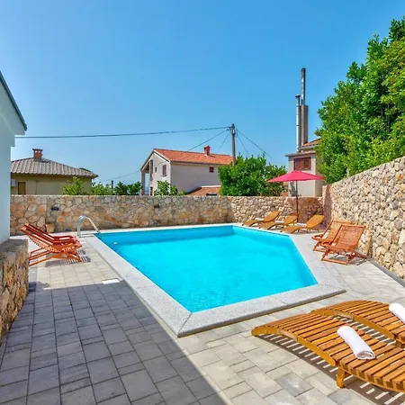 Jasna * تْسْغيكفانِتْسا