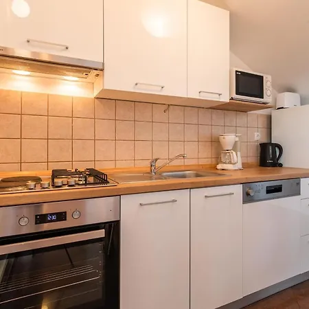 Jasna * تْسْغيكفانِتْسا