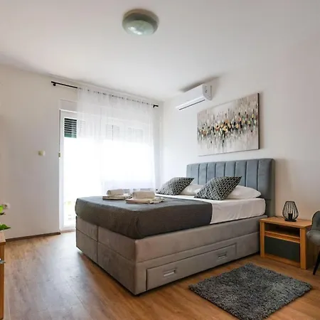 Apartment Jasna *